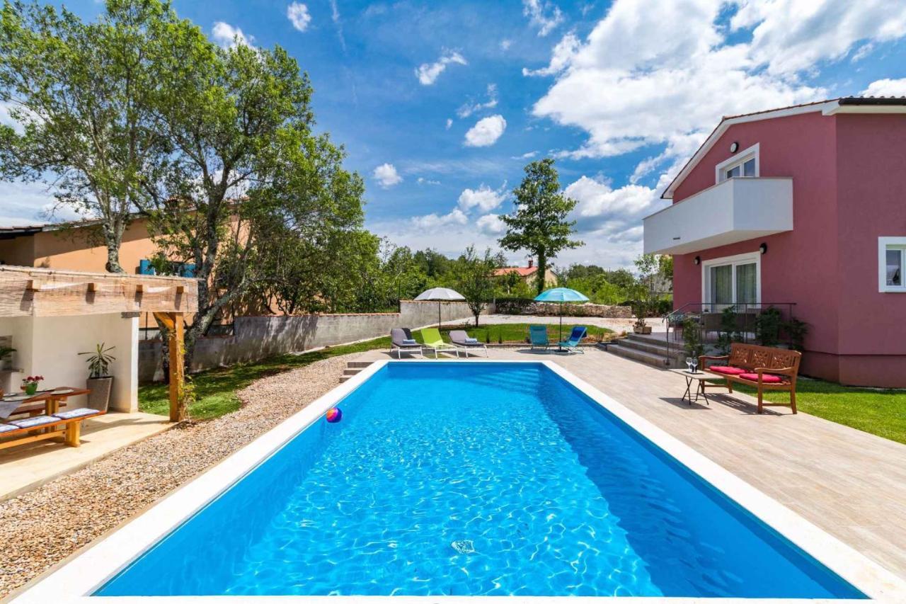 Holiday Home In Tinjan - Istrien 44359 Екстер'єр фото